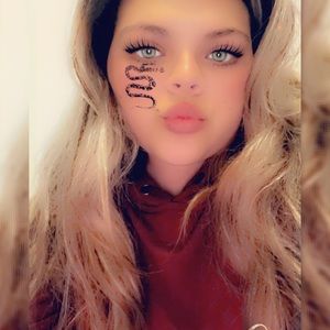 Meet your Posher, Amber